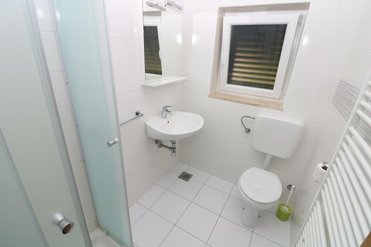 Double Rooms Jasna With Sea View Baška Exterior foto